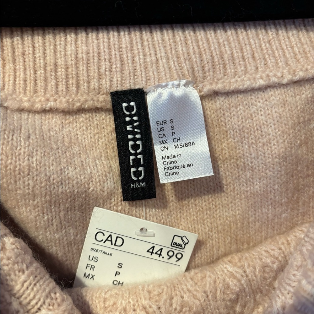 H&M OFF-THE-SHOULDER SWEATER - Picture 7 of 8